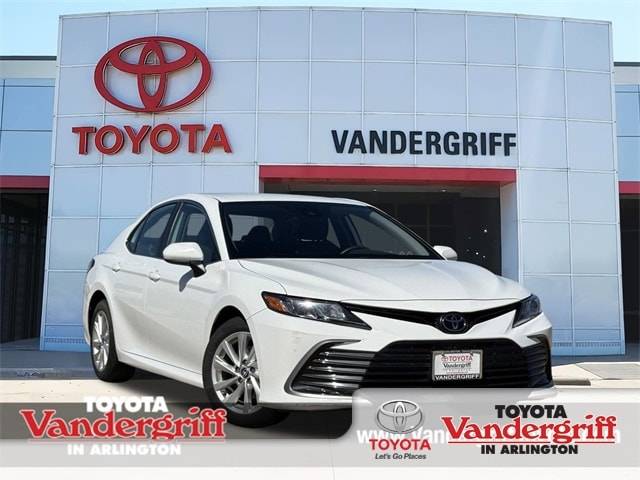 2024 Toyota Camry LE — Sedan — 30,805 mi — Arlington, TX