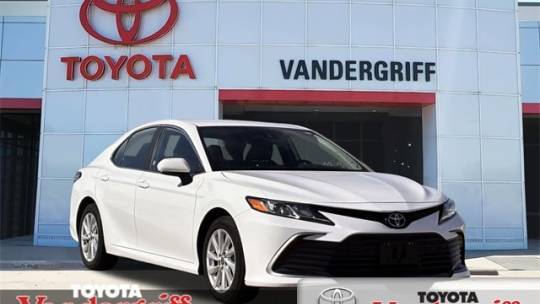 2024 Toyota Camry LE — Sedan — 19,833 mi — Arlington, TX