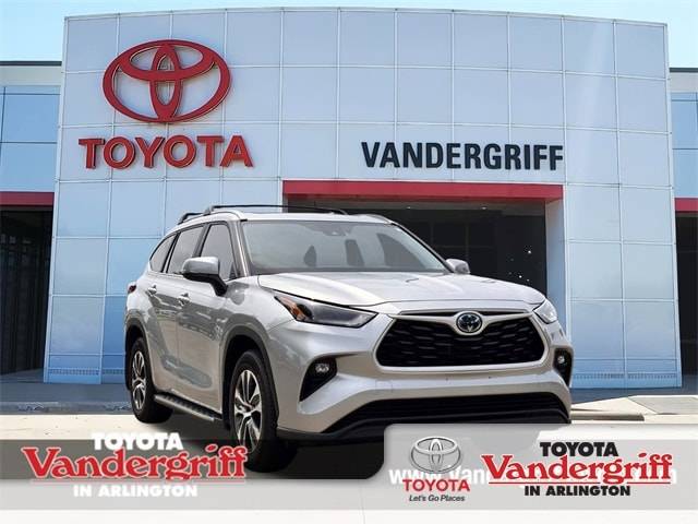 2024 Toyota Highlander Hybrid XLE — SUV — 9,438 mi — Arlington, TX