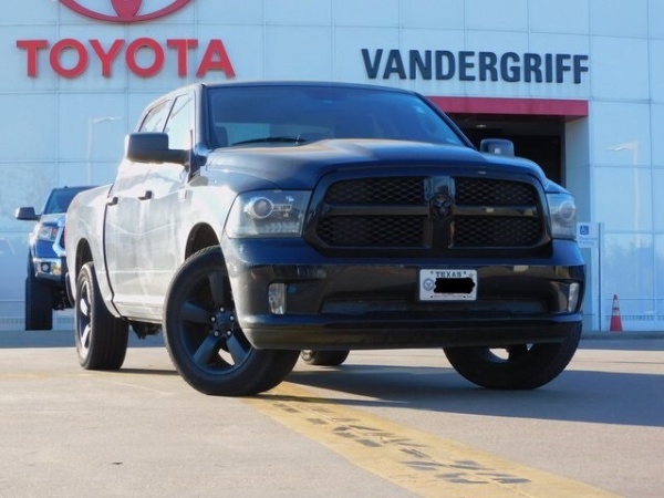 2014 Ram 1500 Express Crew Cab 5 7 Box 2wd For Sale In