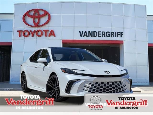 2025 Toyota Camry Hybrid XSE — Sedan — 20,041 mi — Arlington, TX