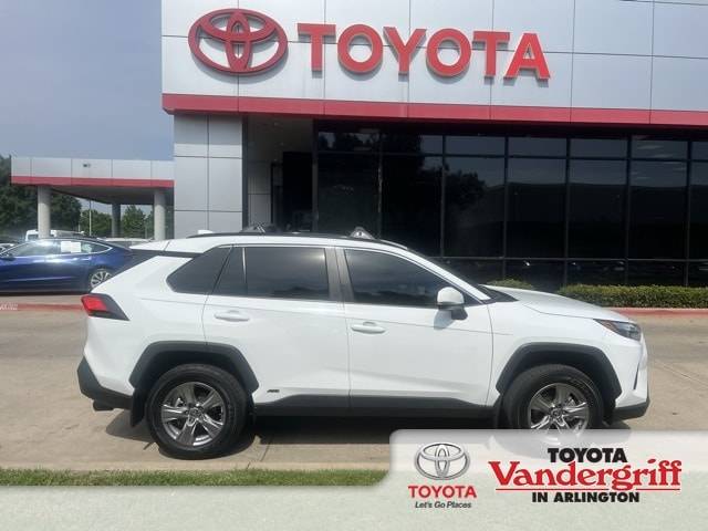 2025 Toyota RAV4 Hybrid XLE — SUV — 271 mi — Arlington, TX