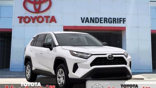 2024 Toyota RAV4 LE — SUV — 14,068 mi — Arlington, TX