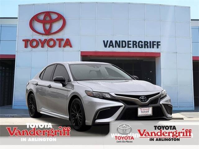 2022 Toyota Camry Hybrid SE Nightshade — Sedan — 30,297 mi — Arlington, TX