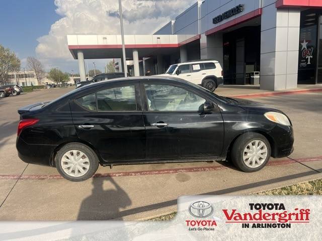 2014 Nissan Versa 1.6 SV — Sedan — 62,342 mi — Arlington, TX