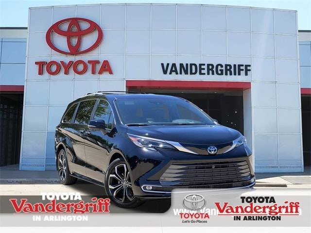 2025 Toyota Sienna Platinum — Minivan — 69 mi — Arlington, TX