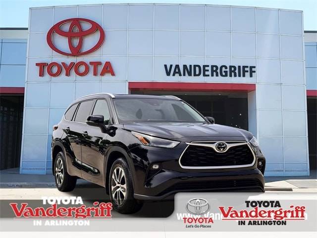 2022 Toyota Highlander XLE — SUV — 26,685 mi — Arlington, TX