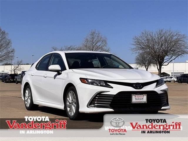 2024 Toyota Camry LE — Sedan — 37,211 mi — Arlington, TX