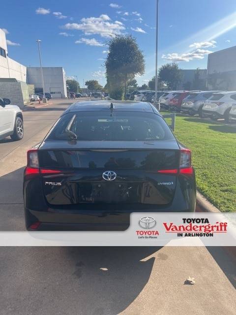 2021 Toyota Prius L Eco — Hatchback — 30,838 mi — Arlington, TX
