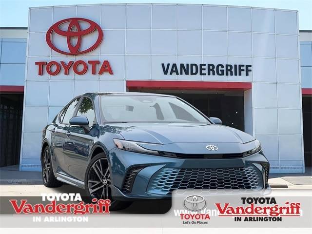 2025 Toyota Camry Hybrid XSE — Sedan — 21,741 mi — Arlington, TX