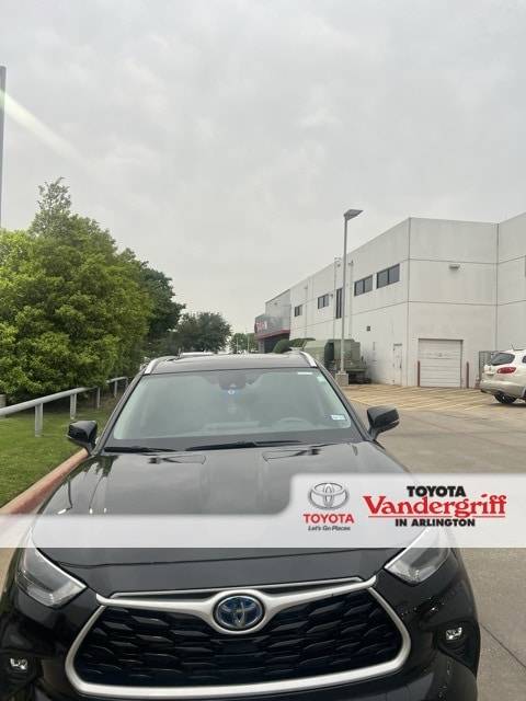2023 Toyota Highlander Hybrid XLE — SUV — 51,237 mi — Arlington, TX