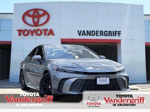 2025 Toyota Camry Hybrid SE — Sedan — 3,118 mi — Arlington, TX