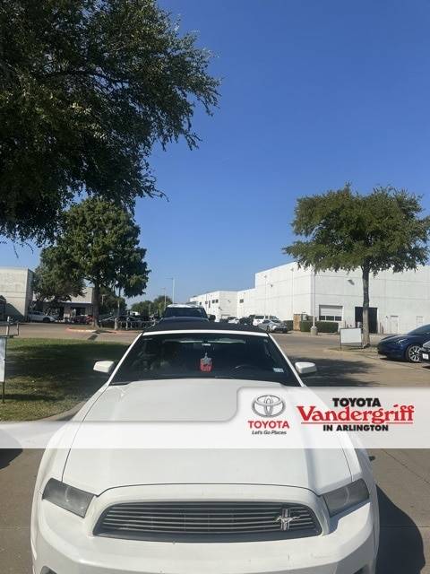 2013 Ford Mustang V6 Premium — Convertible — 161,335 mi — Arlington, TX