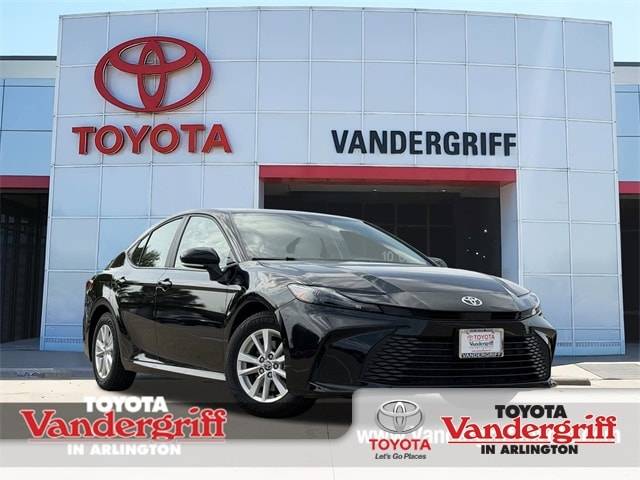 2025 Toyota Camry Hybrid LE — Sedan — 27,633 mi — Arlington, TX