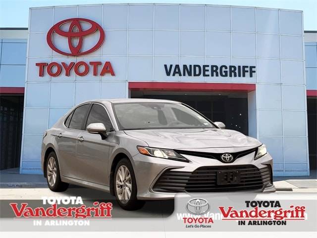 2024 Toyota Camry LE — Sedan — 14,116 mi — Arlington, TX