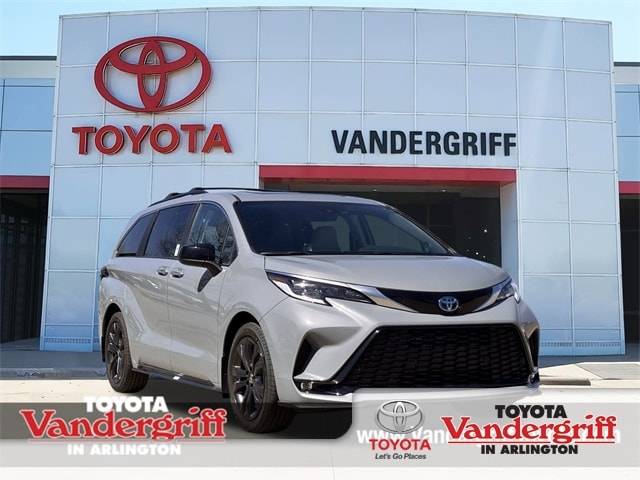 2024 Toyota Sienna XSE — Minivan — 5,884 mi — Arlington, TX