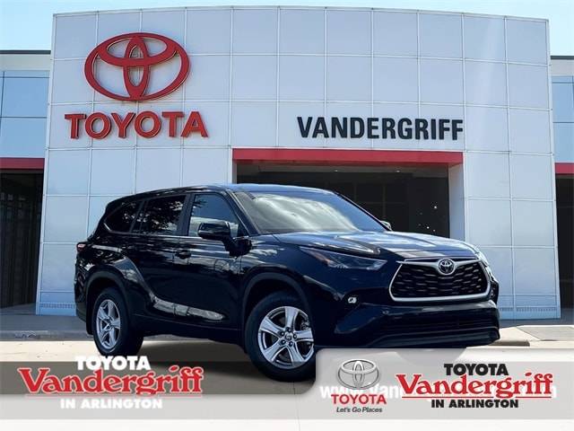 2024 Toyota Highlander LE — SUV — 46,841 mi — Arlington, TX