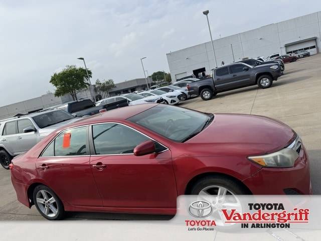 2013 Toyota Camry SE — Sedan — 235,948 mi — Arlington, TX