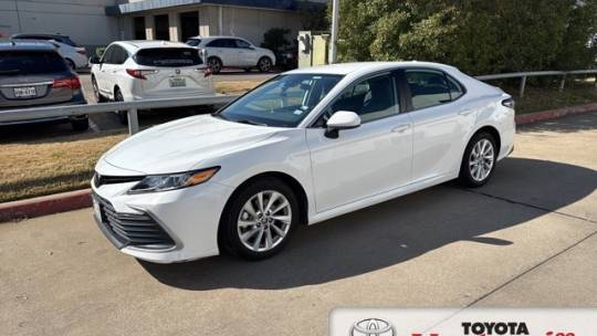 2023 Toyota Camry LE — Sedan — 29,547 mi — Arlington, TX
