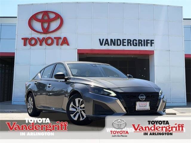 2024 Nissan Altima S — Sedan — 42,820 mi — Arlington, TX