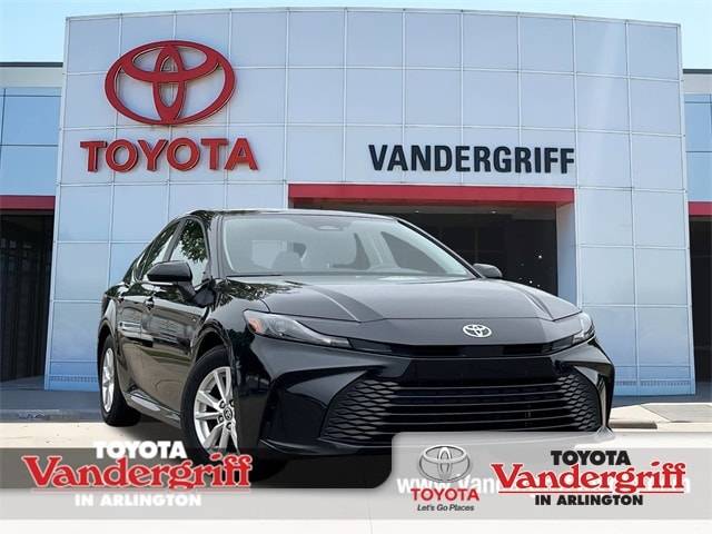 2025 Toyota Camry Hybrid LE — Sedan — 25,094 mi — Arlington, TX
