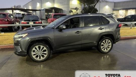 2022 Toyota RAV4 XLE Premium — SUV — 10,413 mi — Arlington, TX