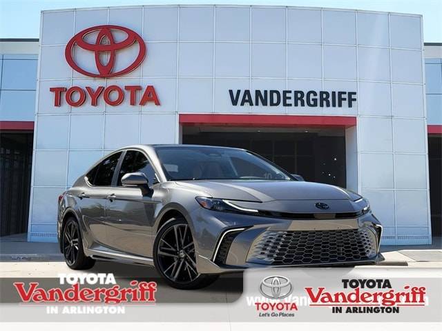2025 Toyota Camry Hybrid XSE — Sedan — 5,164 mi — Arlington, TX