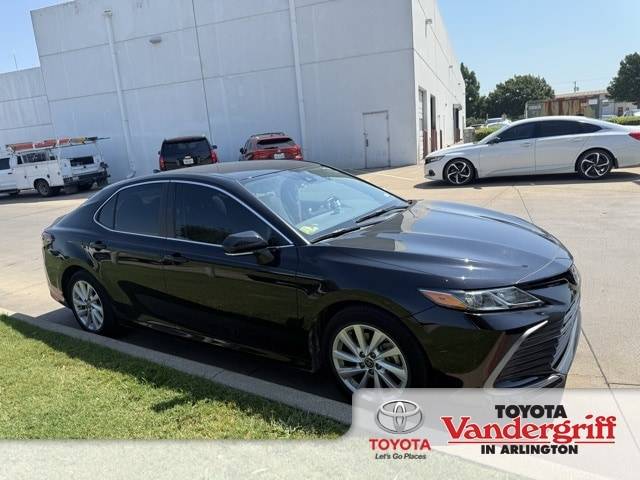 2024 Toyota Camry LE — Sedan — 29,638 mi — Arlington, TX