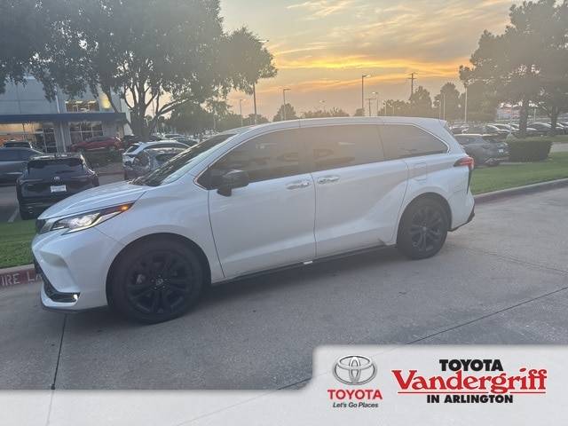 2023 Toyota Sienna XSE — Minivan — 36,902 mi — Arlington, TX