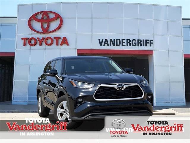 2024 Toyota Highlander LE — SUV — 32,282 mi — Arlington, TX