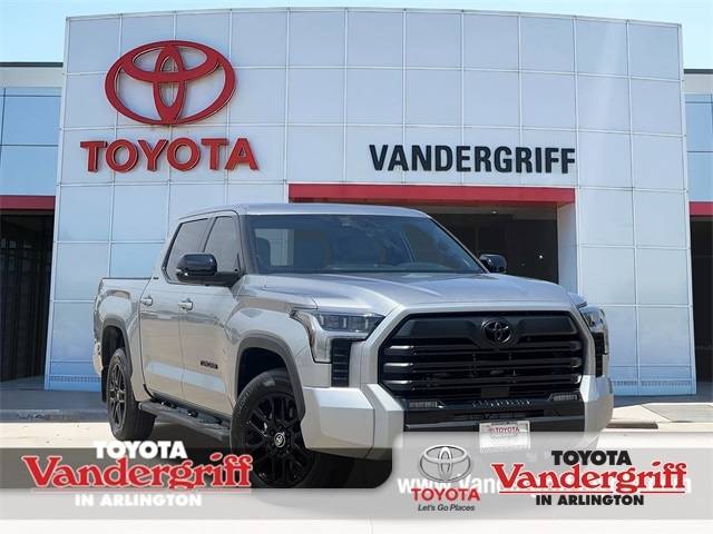2025 Toyota Tundra Limited — Pickup Truck — 3,267 mi — Arlington, TX