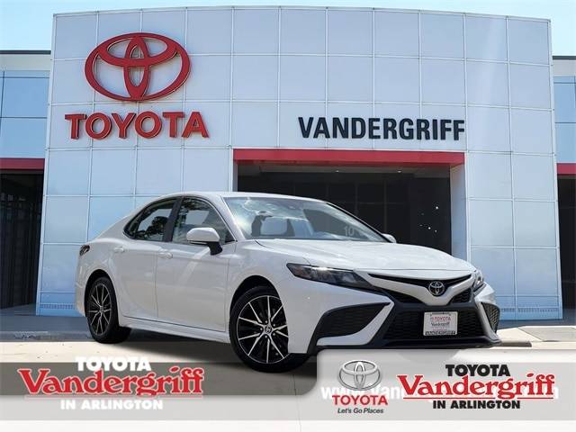 2024 Toyota Camry SE — Sedan — 35,892 mi — Arlington, TX