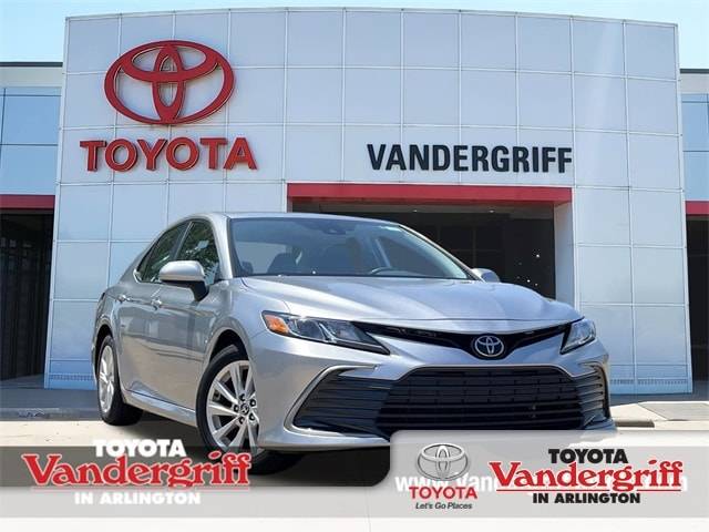 2024 Toyota Camry LE — Sedan — 31,747 mi — Arlington, TX