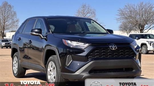 2023 Toyota RAV4 LE — SUV — 15,941 mi — Arlington, TX