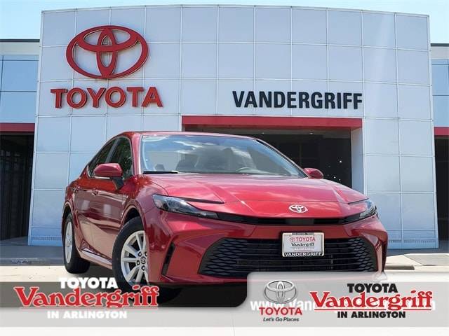 2025 Toyota Camry Hybrid LE — Sedan — 26,811 mi — Arlington, TX