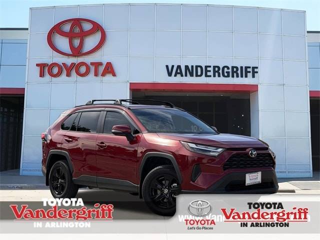 2025 Toyota RAV4 Hybrid XLE — SUV — 5,811 mi — Arlington, TX