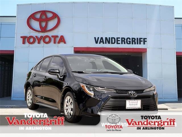 2025 Toyota Corolla LE — Sedan — 4,327 mi — Arlington, TX