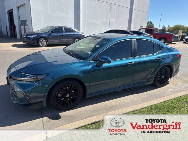 2025 Toyota Camry Hybrid SE — Sedan — 54,663 mi — Arlington, TX