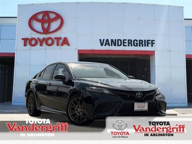 2024 Toyota Camry SE Nightshade — Sedan — 24,682 mi — Arlington, TX