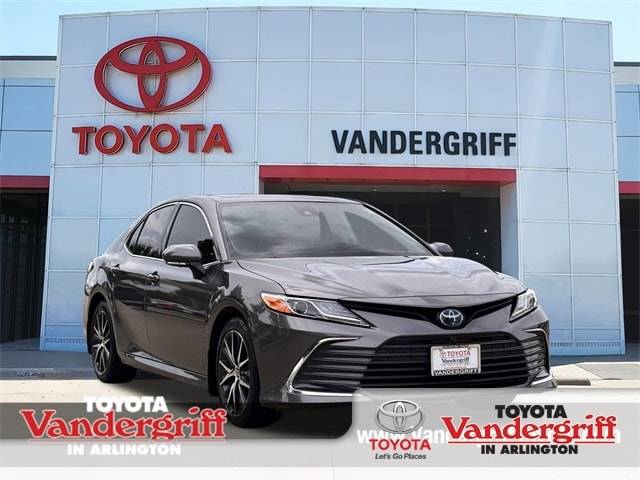 2022 Toyota Camry Hybrid XLE — Sedan — 50,570 mi — Arlington, TX