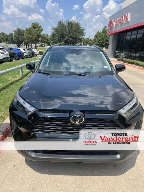 2022 Toyota RAV4 XLE — SUV — 17,452 mi — Arlington, TX