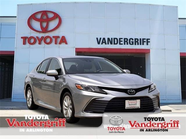 2024 Toyota Camry LE — Sedan — 30,995 mi — Arlington, TX
