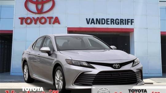2024 Toyota Camry LE — Sedan — 17,294 mi — Arlington, TX