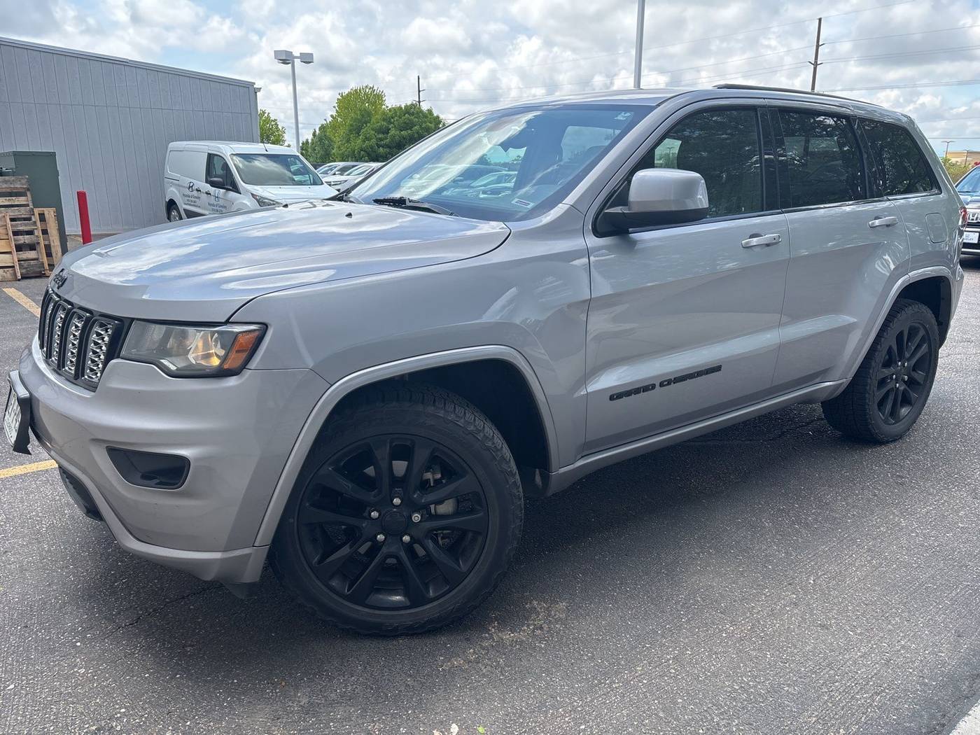 2019 Jeep Grand Cherokee Altitude — SUV — 120,309 mi — Greeley, CO