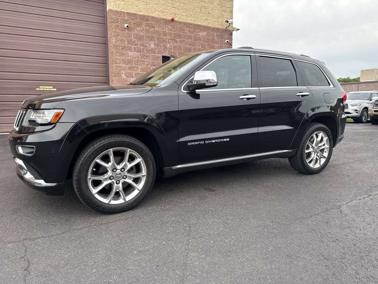 2014 Jeep Grand Cherokee Summit — SUV — 74,587 mi — Warminster, PA