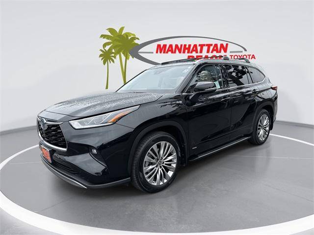 2022 Toyota Highlander Hybrid Platinum — SUV — 31,866 mi — Manhattan Beach, CA