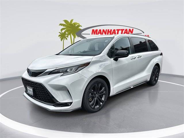 2022 Toyota Sienna XSE — Minivan — 25,123 mi — Manhattan Beach, CA