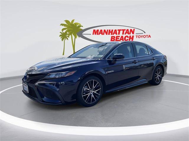 2022 Toyota Camry Hybrid SE — Sedan — 83,231 mi — Manhattan Beach, CA