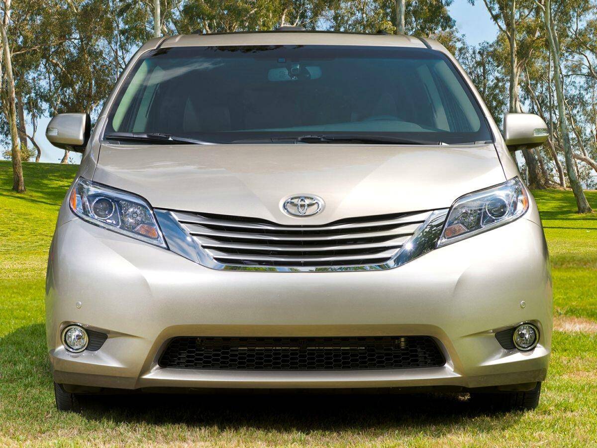 2017 Toyota Sienna LE — Minivan — 86,165 mi — Bethlehem, PA
