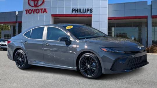 2025 Toyota Camry SE — Sedan — 25 mi — Leesburg, FL